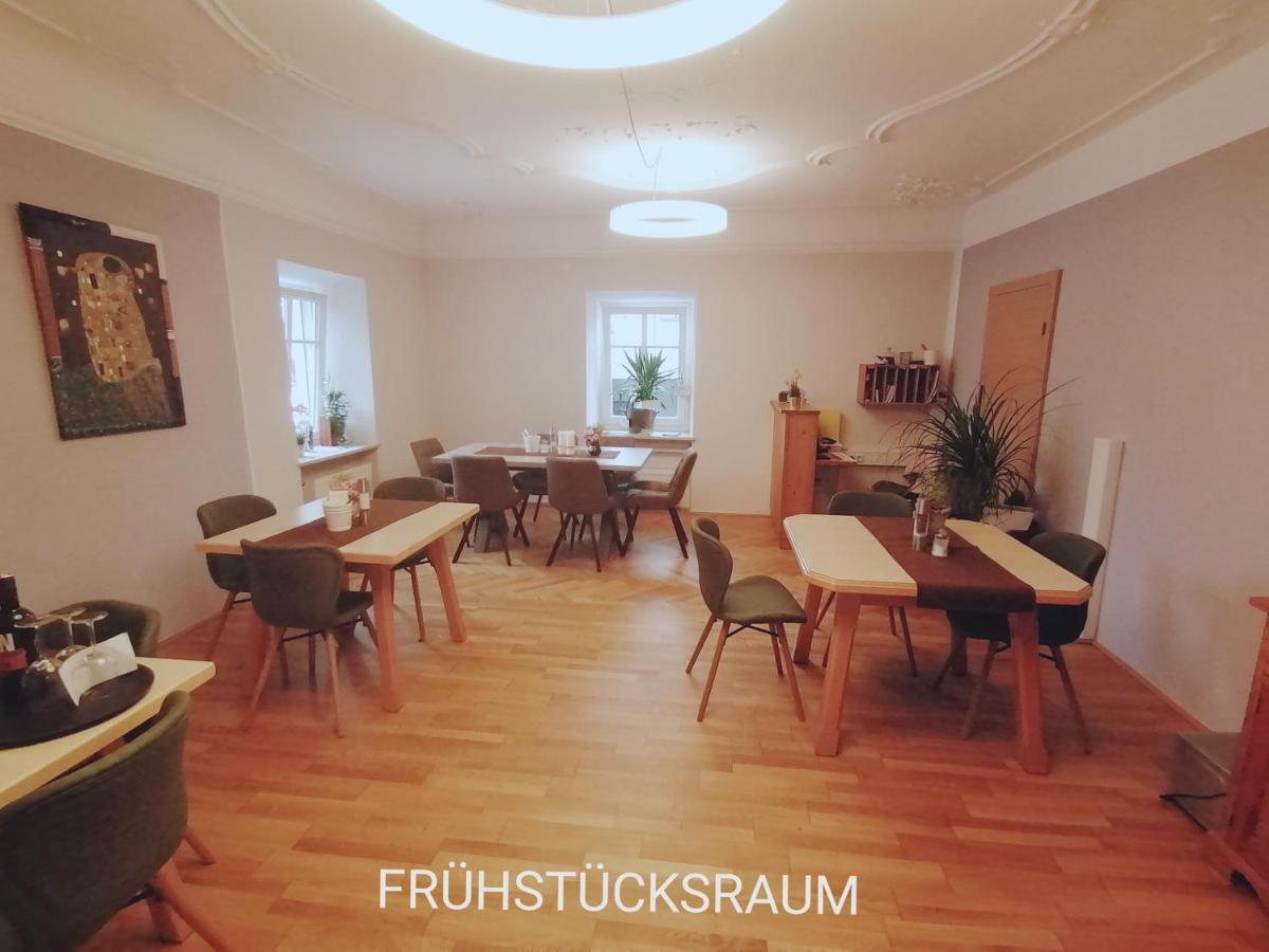 Taferne In Koestendorf - Ferienwohnung Monteurzimmer Neumarkt am Wallersee Exteriér fotografie