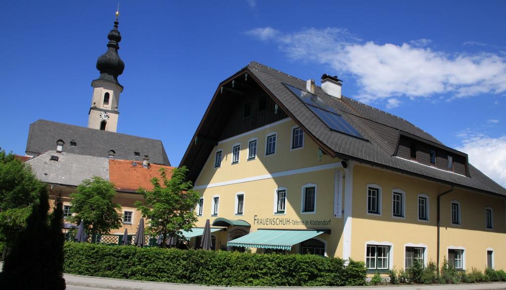 Taferne In Koestendorf - Ferienwohnung Monteurzimmer Neumarkt am Wallersee Exteriér fotografie