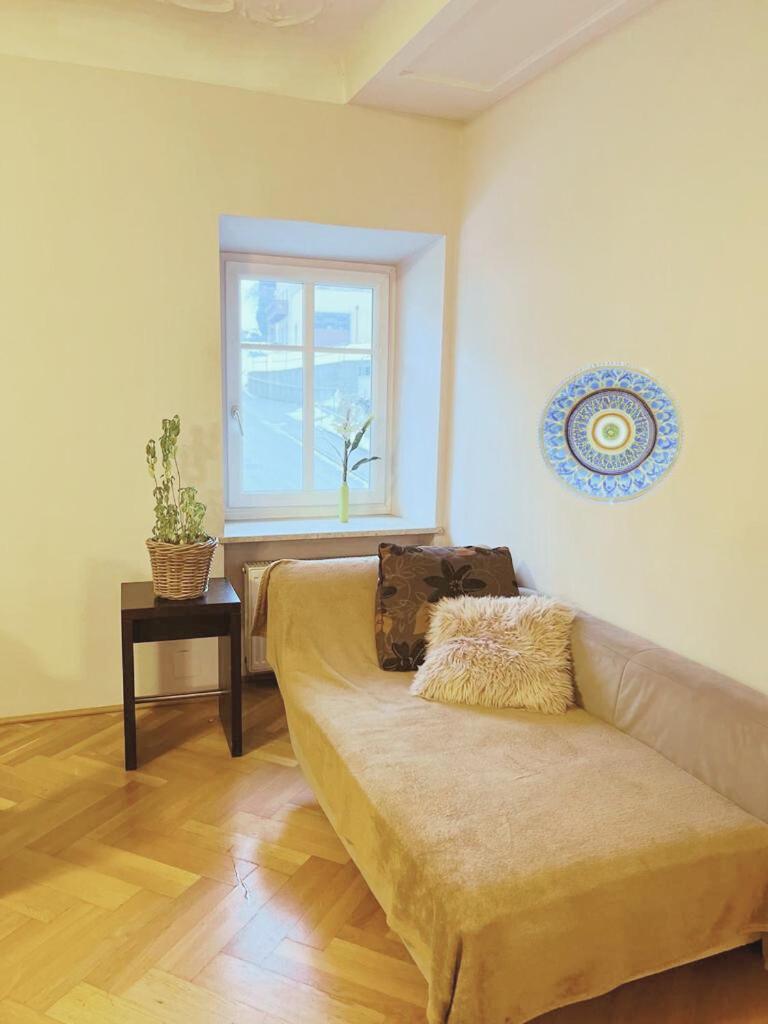 Taferne In Koestendorf - Ferienwohnung Monteurzimmer Neumarkt am Wallersee Exteriér fotografie